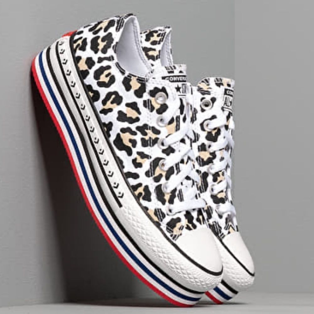 CONVERSE CHUCK TAYLOR ALL STAR PLATFORM EVA